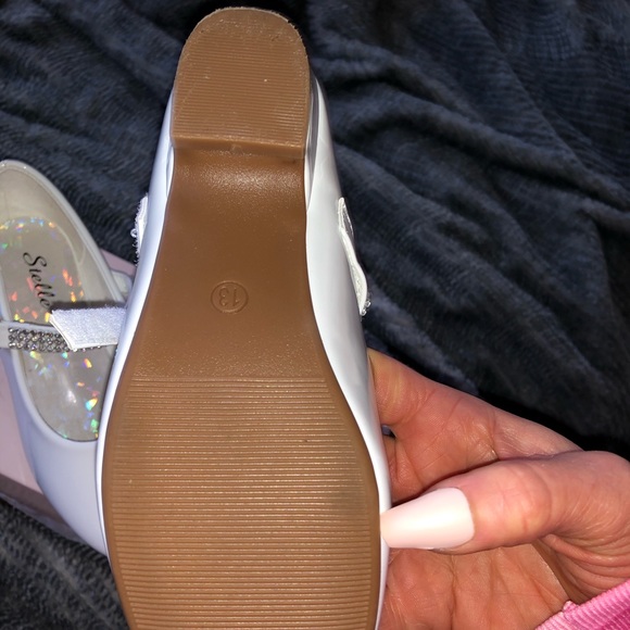 Dress shoes &veil - Picture 5 of 7